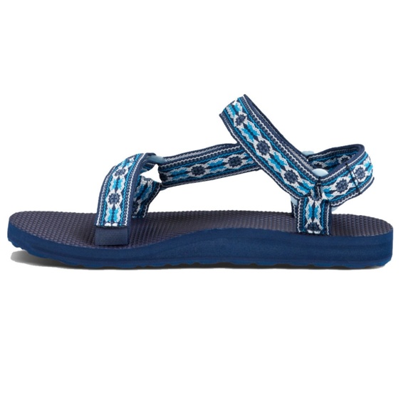 blue tevas